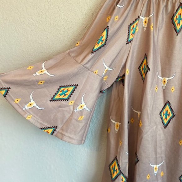 Boho Western Off the Shoulder Blouse NWT - Picture 2 of 4